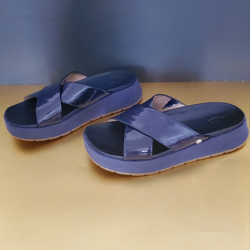 Ugg Sandals - image 3